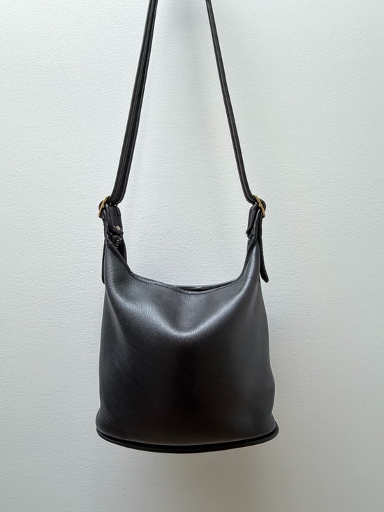 Coach Handbags - Vintage Coach 80’s - 9730 Shoulder Sac Bag